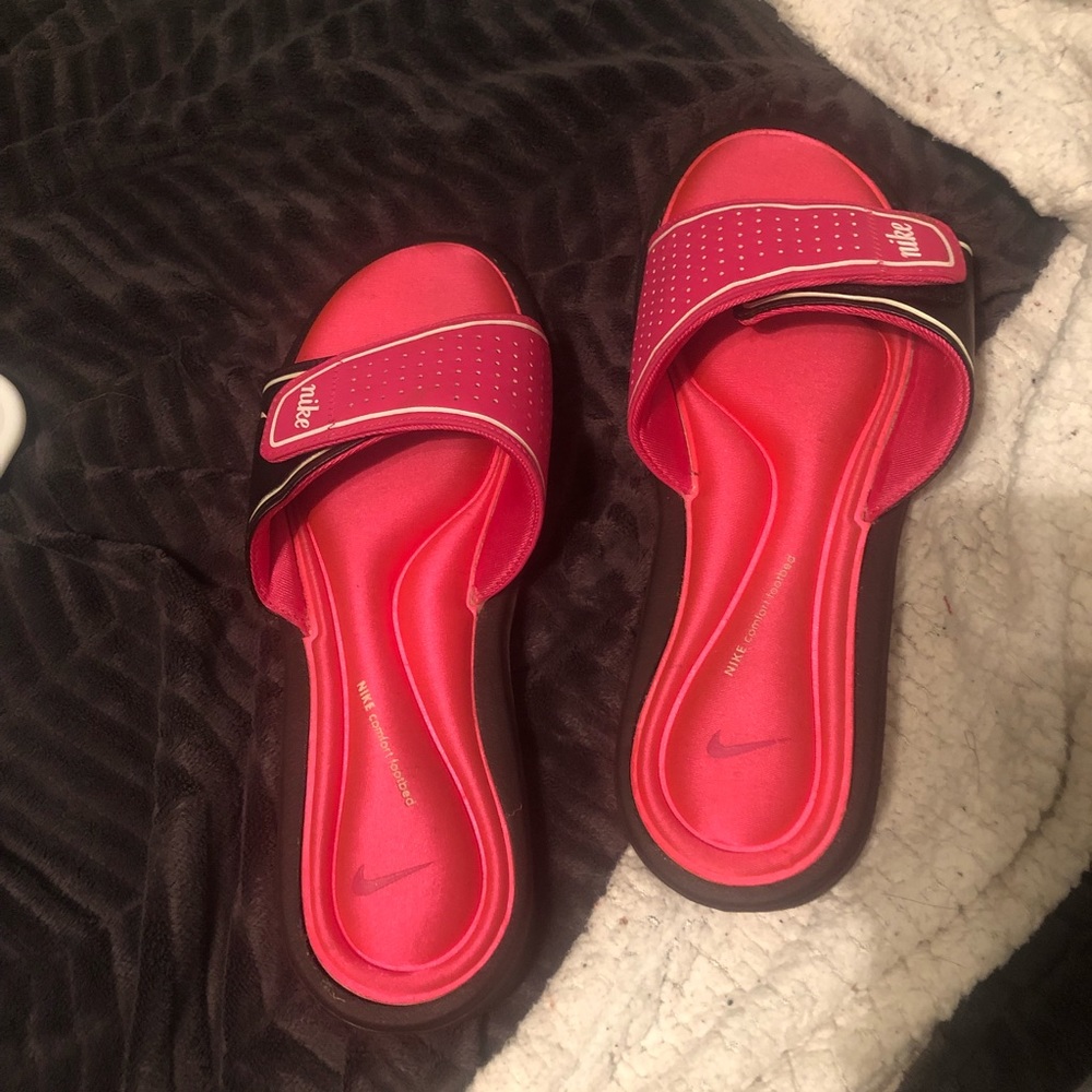 Slides, nike